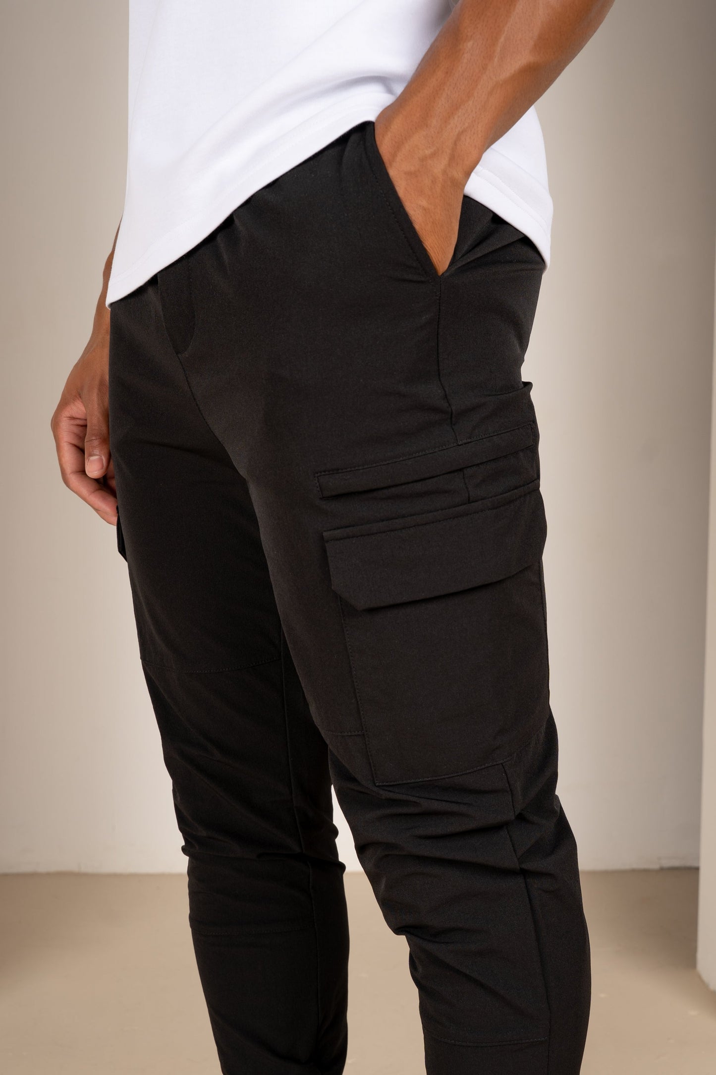 Premium Detail Cargo Jacket V2 - Black